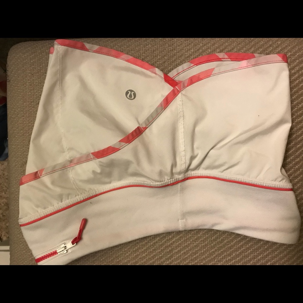 White and pink lulu shorts